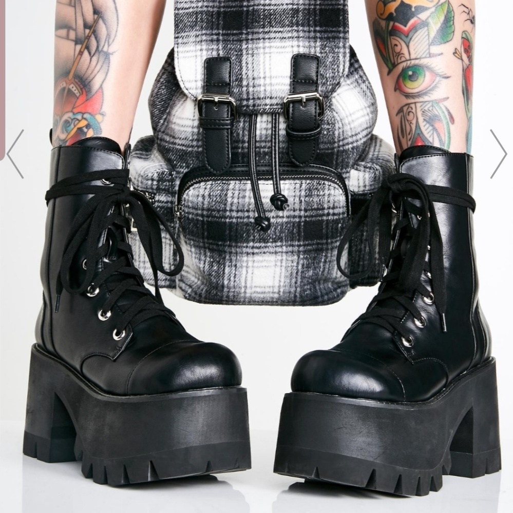 Reality Bytes Chunky Platform Current Mood